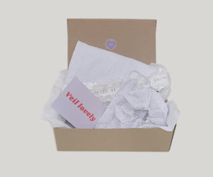 Safiya Polka Dot Ruffle Lace Prayer Veil Gift Box